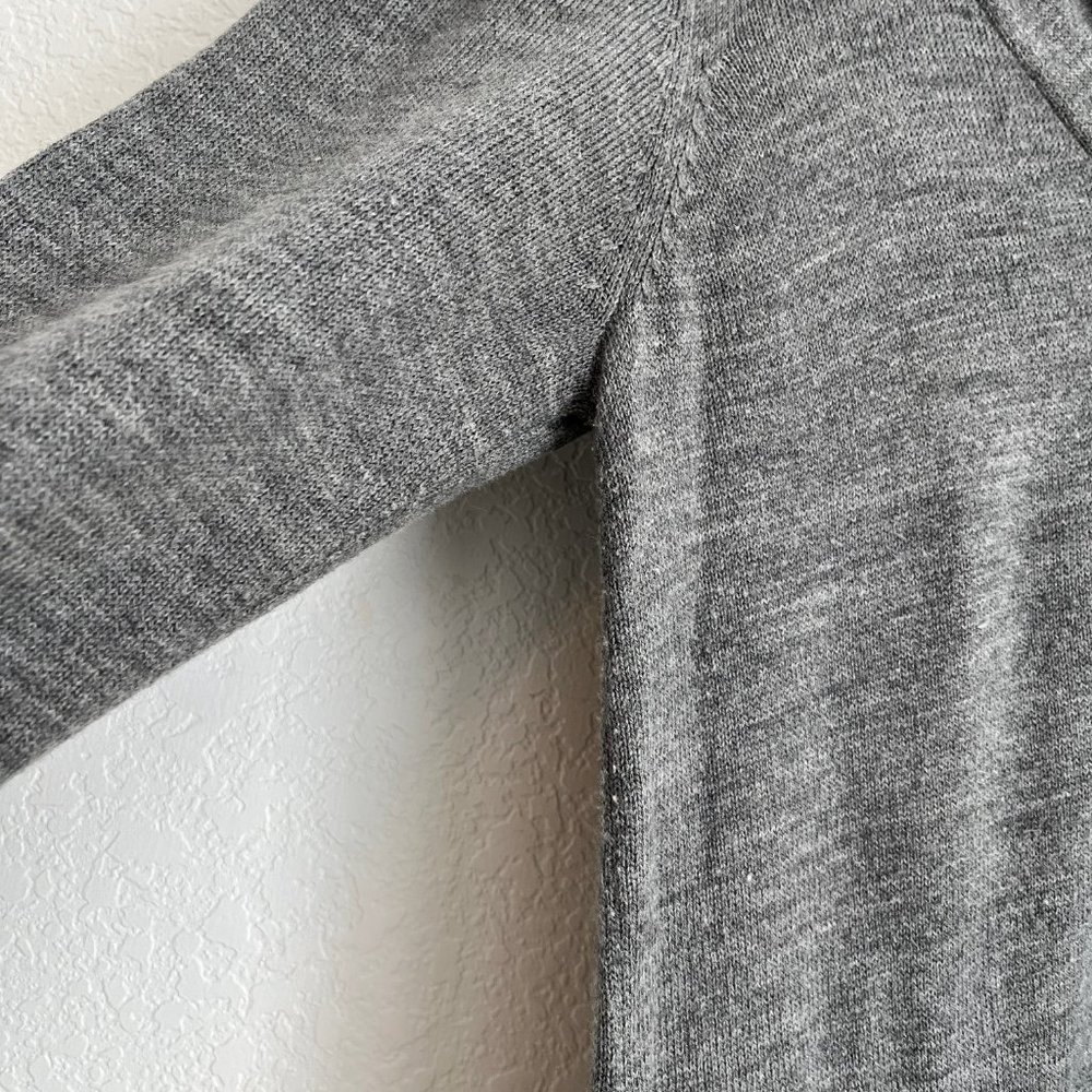 Jessica Simpson 3/4 Sleeve Asymmetrical Scoop Neck Tunic, Gray, Size S - Picture 4 of 8